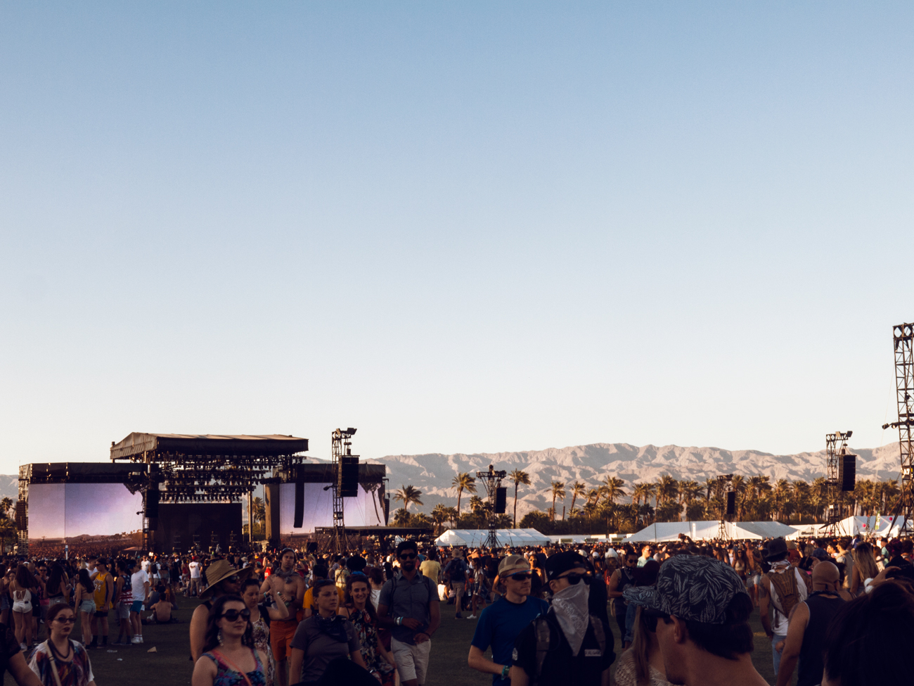 Kenza_Zouiten_Coachella_Day2_10